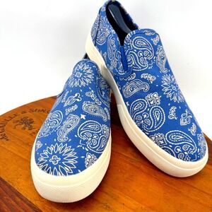 Sun + Stone Reins Slip On Sneakers Mens 8.5 Blue Paisley Bandana Comfort Resort